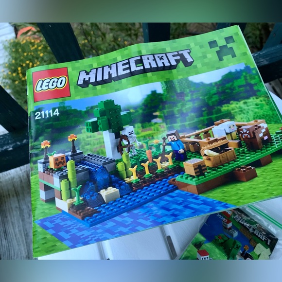 LEGO Minecraft 21114 The Farmer & 30393 Steve & Creeper Building Blocks Sets - Picture 2 of 13